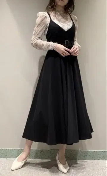 snidel 플레어 볼륨 점프스커트