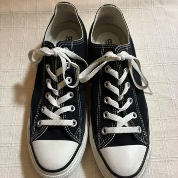 Converse All Star 블랙 스니커즈