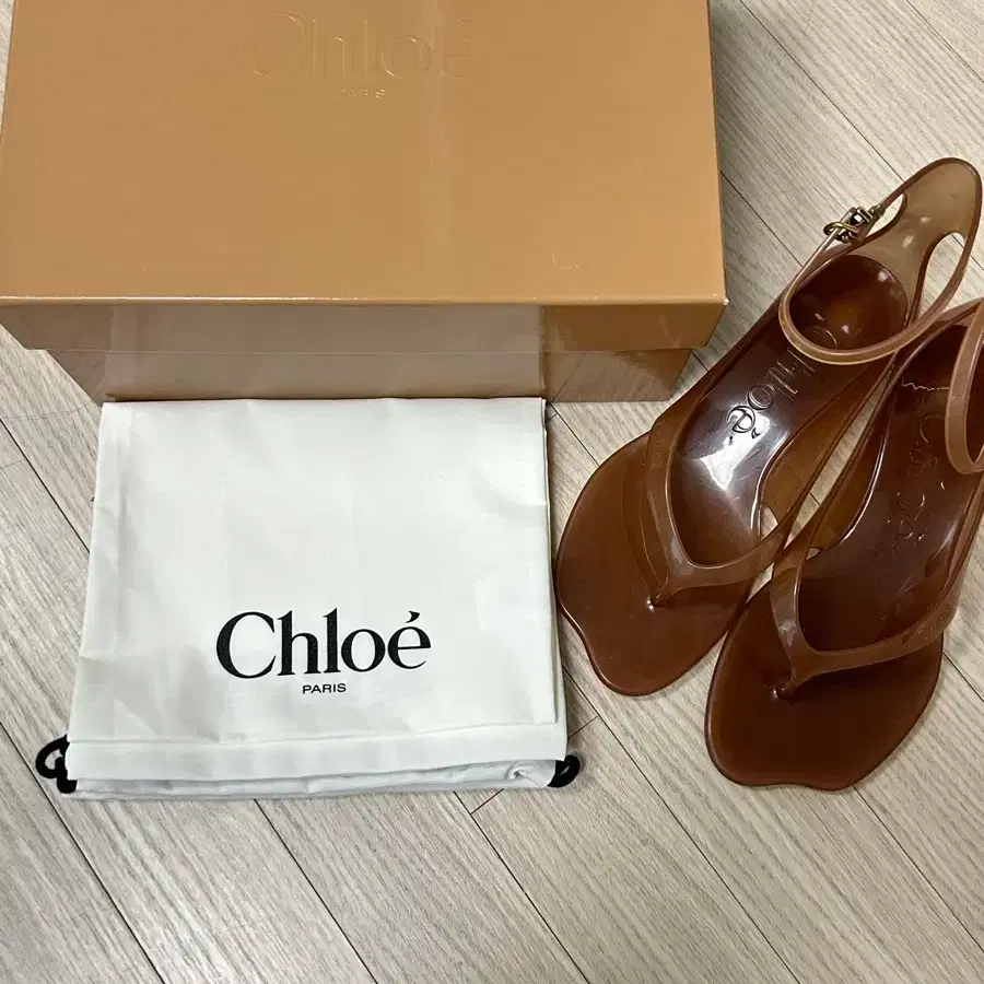 [Full Set] Chloe Jelly Sandals 37