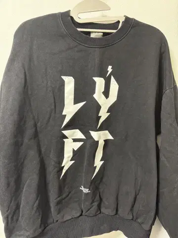 LYFT 번개 로고 크루넥 트레이닝복