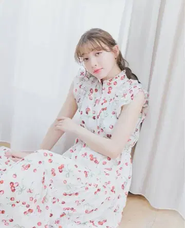 LILLIAN CARAT 릴리안캐럿 체리 원피스
