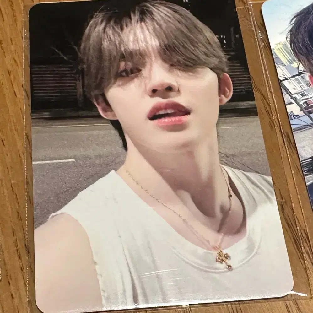 Buy SEVENTEEN Signed albums, Rare photocards on Bunjang!