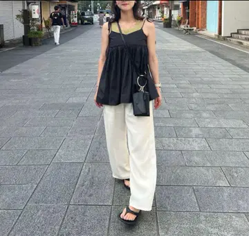 KBF 볼륨 개더 뷔스티에 레이어드