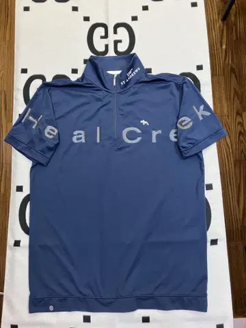 Heal Creek 하프 지퍼 셔츠