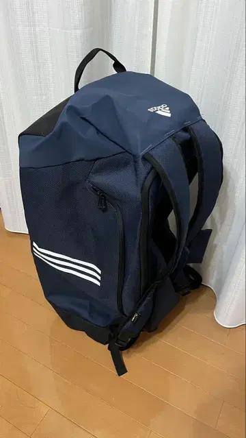 [ 1회 사용 ] 대용량 50-55리터 adidas 네이비 백팩