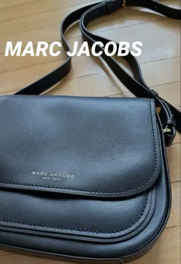 [새상품급] MARC JACOBS 숄더백 black