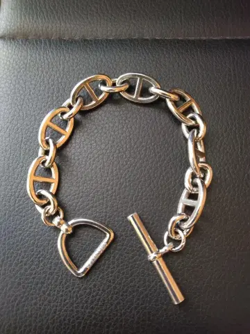 DISCOVERED BRACELET 팔찌