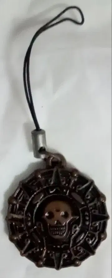 캐리비안의 해적 해골 잭 스패로우 스트랩