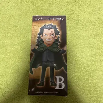 ONE PIECE 몽키 D 드래곤 피규어