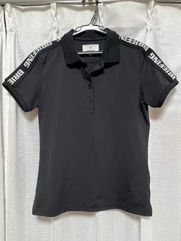 블랙 피케 셔츠 어깨 로고