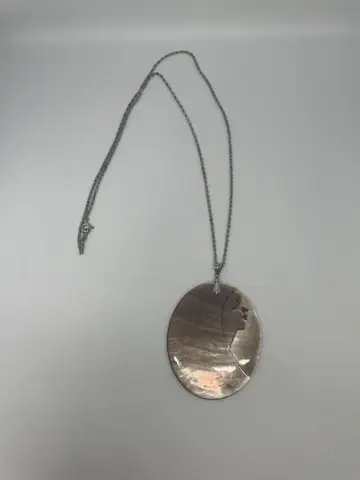 쉘 펜던트 목걸이