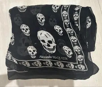 Alexander McQueen 블랙 스컬 스카프