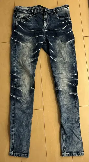 V-men 데미지 가공 스키니 청바지