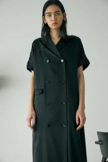 RIM.ARK black dress collection scene5