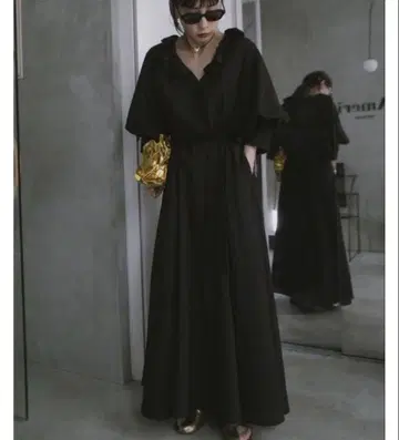 새상품급 아메리 FRILL CACHECOEUR DRESS M 완판템