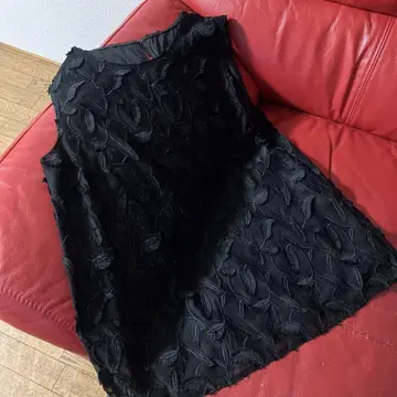 투모로우랜드 슬리브리스 블라우스