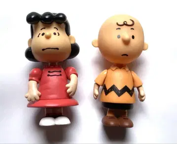 스누피 SNOOPY 찰리 브라운 루시 피규어