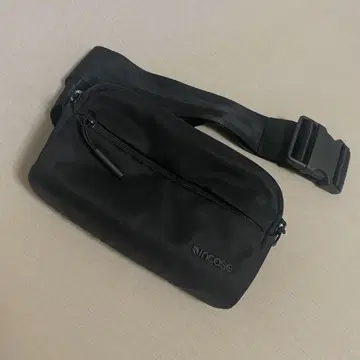 Incase side bag 인케이스 사이드 백 웨스트 파우치