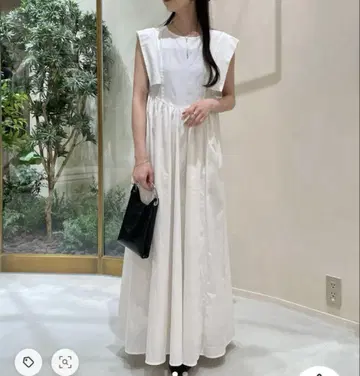 capricieux le'mage 개더 절개 원피스