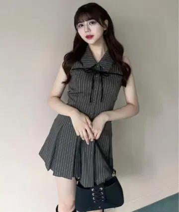 OLIVE des OLIVE YUI 기획 슬리브리스 셔츠 미니 원피스