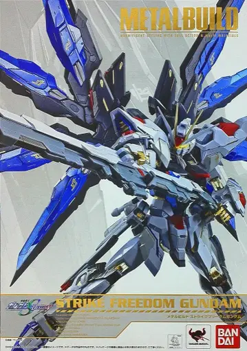 반다이 METALBUILD 스트라이크 프리덤 건담