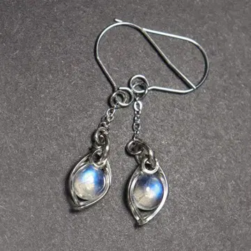 블루문스톤 귀걸이