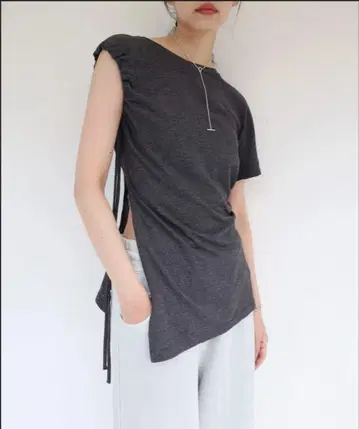 [ CONSISTER ] ASYMMETRY JERSEY TOP