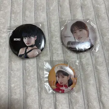 TWICE MOMO 핀 배지 3세트