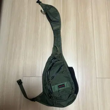 브리핑 숄더백