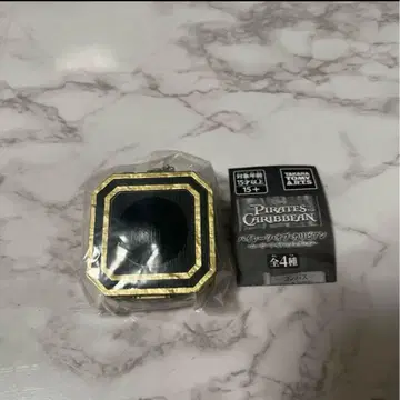 캐리비안의 해적 나침반