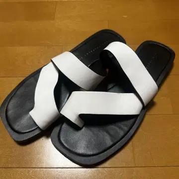 ZARA 플립플랍 화이트/블랙 39