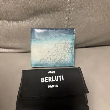 [미사용 새상품] BERLUTI 마콜레 가죽 지갑 stone denim