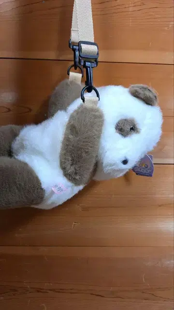 치자이 팬더 숄더백