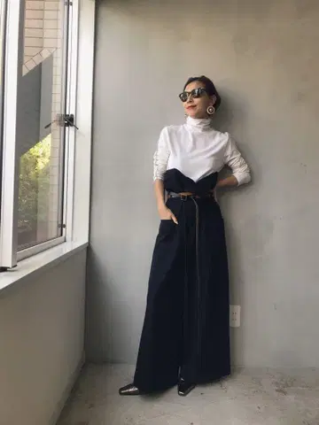 BIG POCKET HIGH WAIST PANTS AMERI