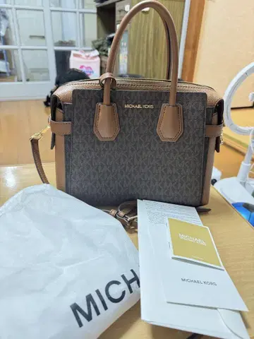 Michael Kors 마이클코어스 토트백 중고 새상품급