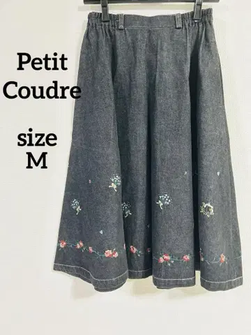 새상품급 Petit Coudre 꽃 자수 데님 스커트 면 100%
