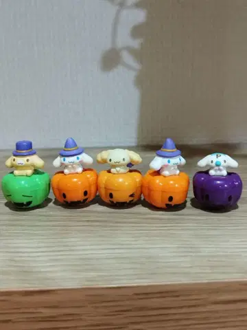 산리오 오뚝이