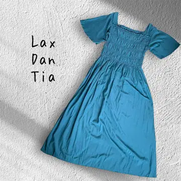 Lax Dan Tia 반팔 셔링 롱 원피스 블루