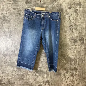 올리브데올리브 무릎 아래 기장 청바지 데님 팬츠 하이라이즈 하프 팬츠