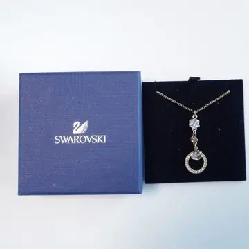 스와로브스키 Geometric 펜던트