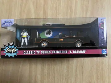 jada batman batmobile 1/32 DC 피규어 포함
