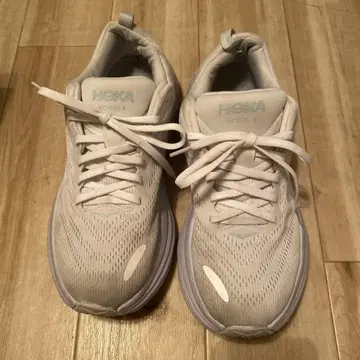 HOKA Bondi 화이트 스니커즈 25cm