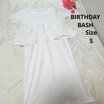 [ 귀여운 BIRTHDAY BASH ] 화이트 프릴 원피스 사이즈 S