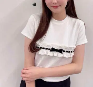 JILTU petit frill tee white black