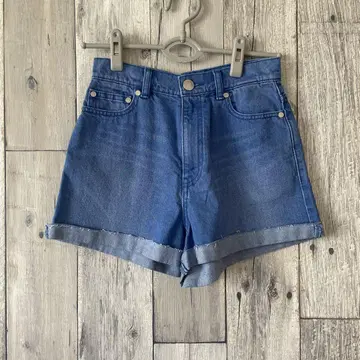 EMODA JEANS 사이즈 M 데님 숏팬츠