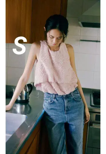 완판템 ZARA 프린지 퍼프 상의 벌룬 쉐이프 상의 S 사이즈