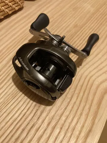컨디션 최상 SHIMANO 23 메타늄 100XG