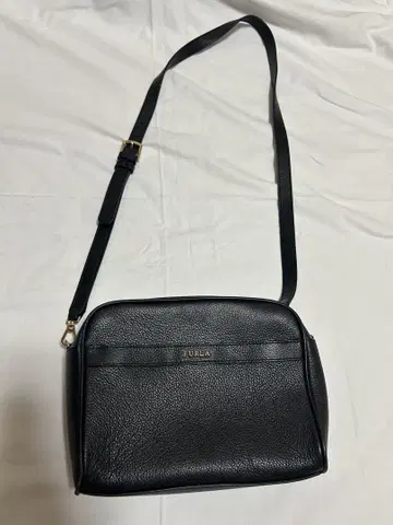 [FURLA 훌라] 천연 가죽 백 숄더백 숄더 사선 블랙