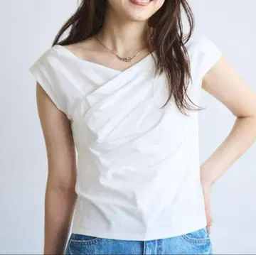 코코딜 상의 티셔츠