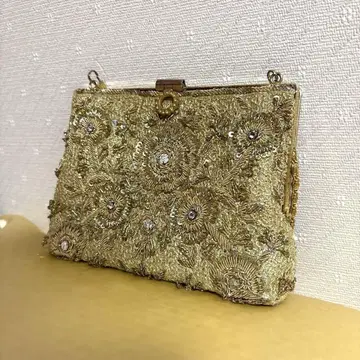 빈티지풍 골드 비즈 자수 백
